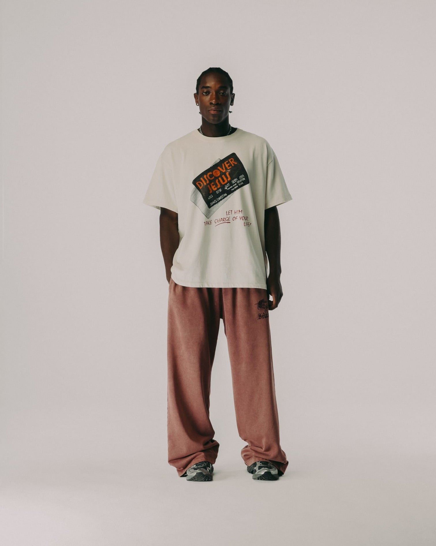"DISCOVER JESUS" TEE