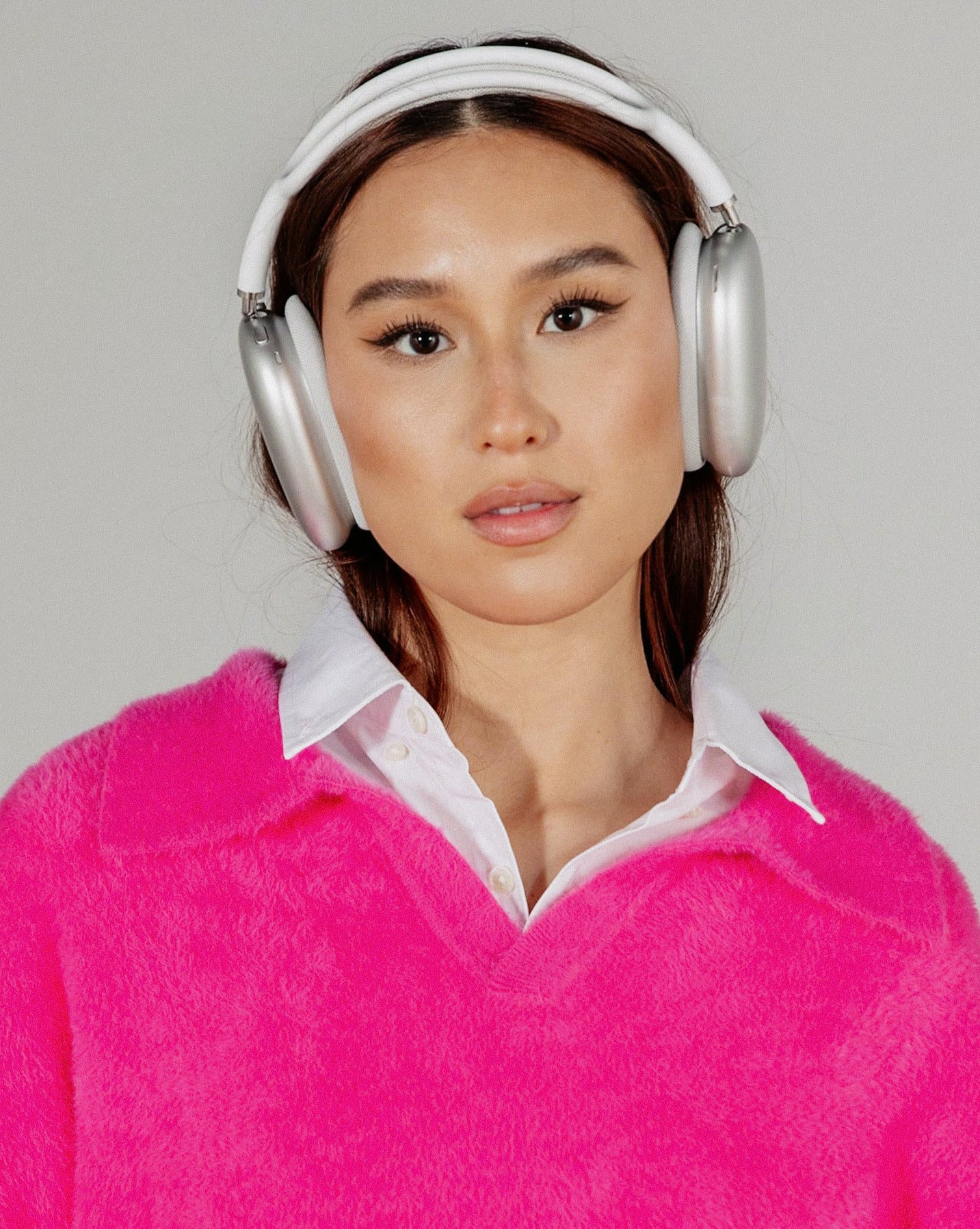 "FUCHSIA" COLLARED KNIT SWEATER
