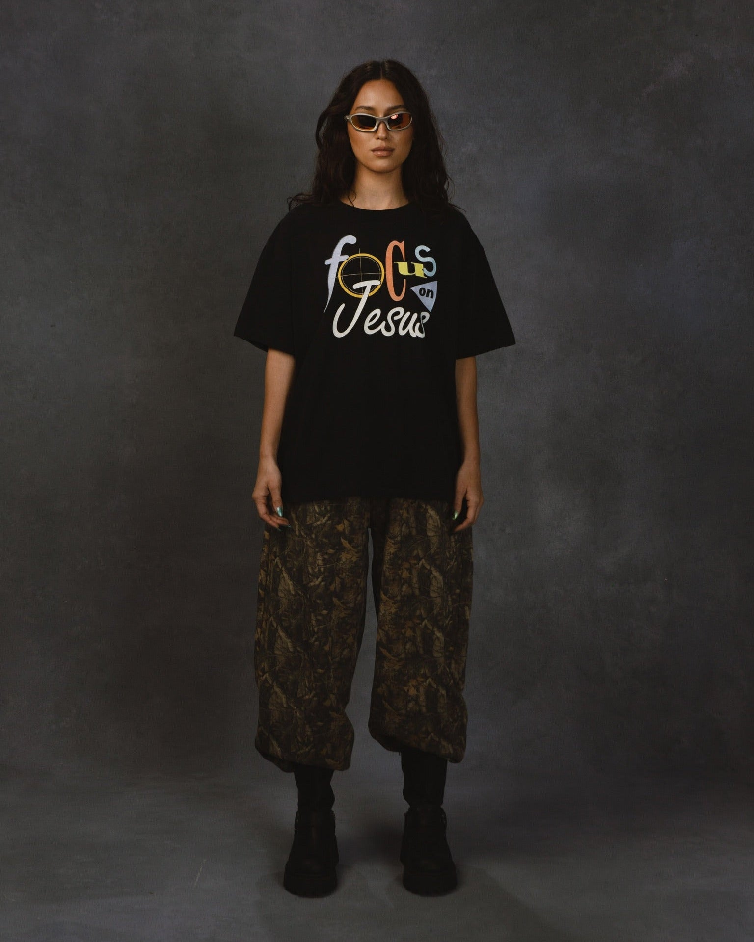 "FOCUS" TEE