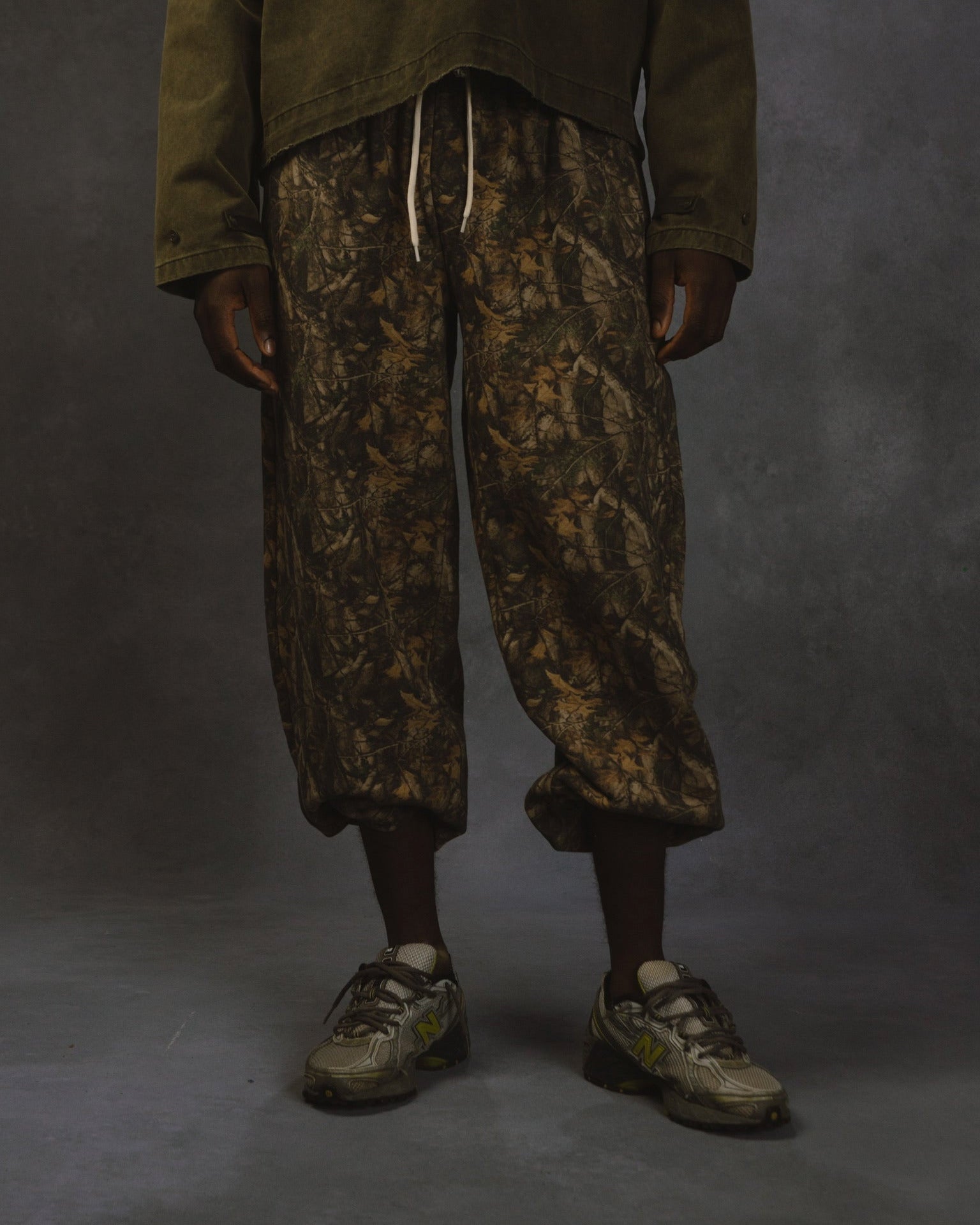 "CAMO" BAGGY SCRUNCH SWEATPANTS