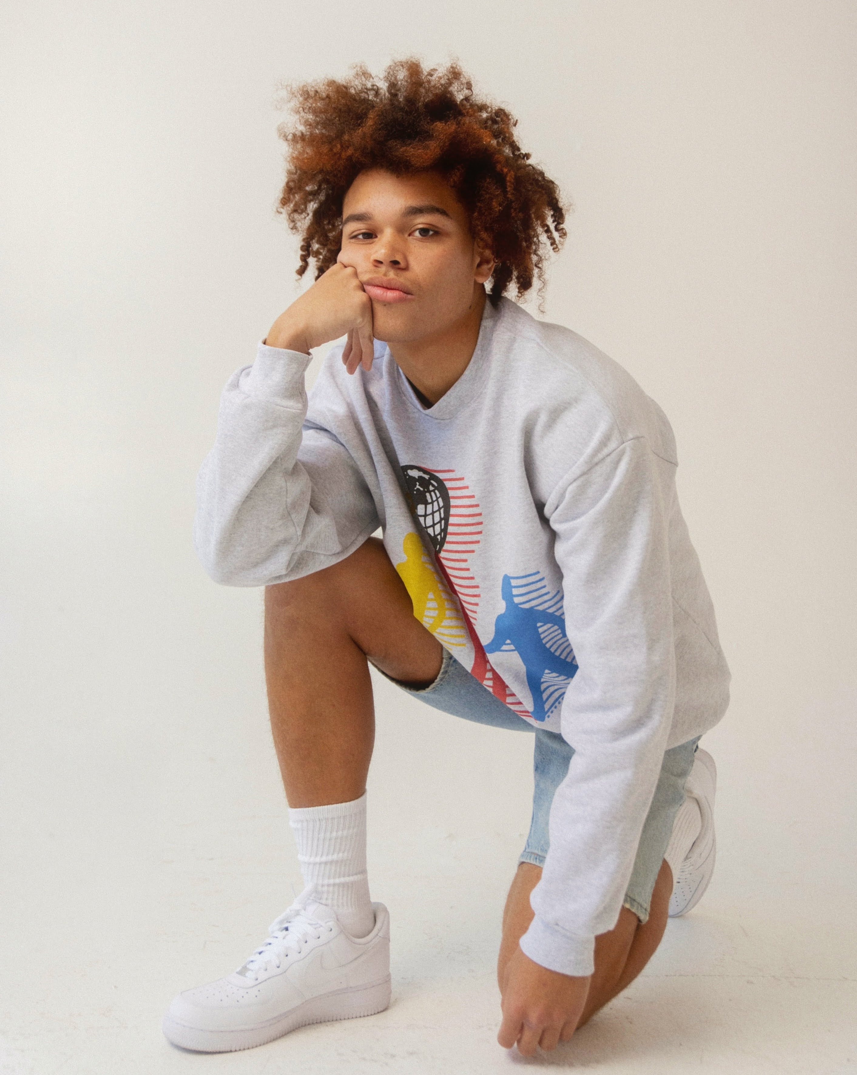 "TIME ON EARTH" HEAVY CREWNECK