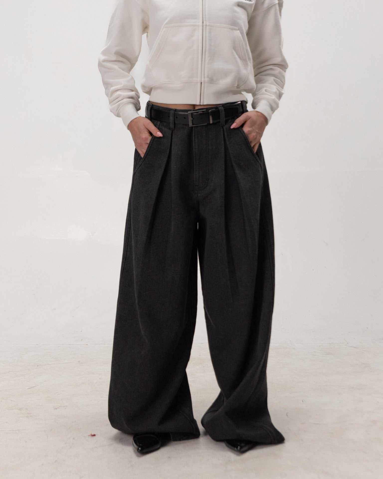 "GOLIATH" OVERSIZED SLACKS