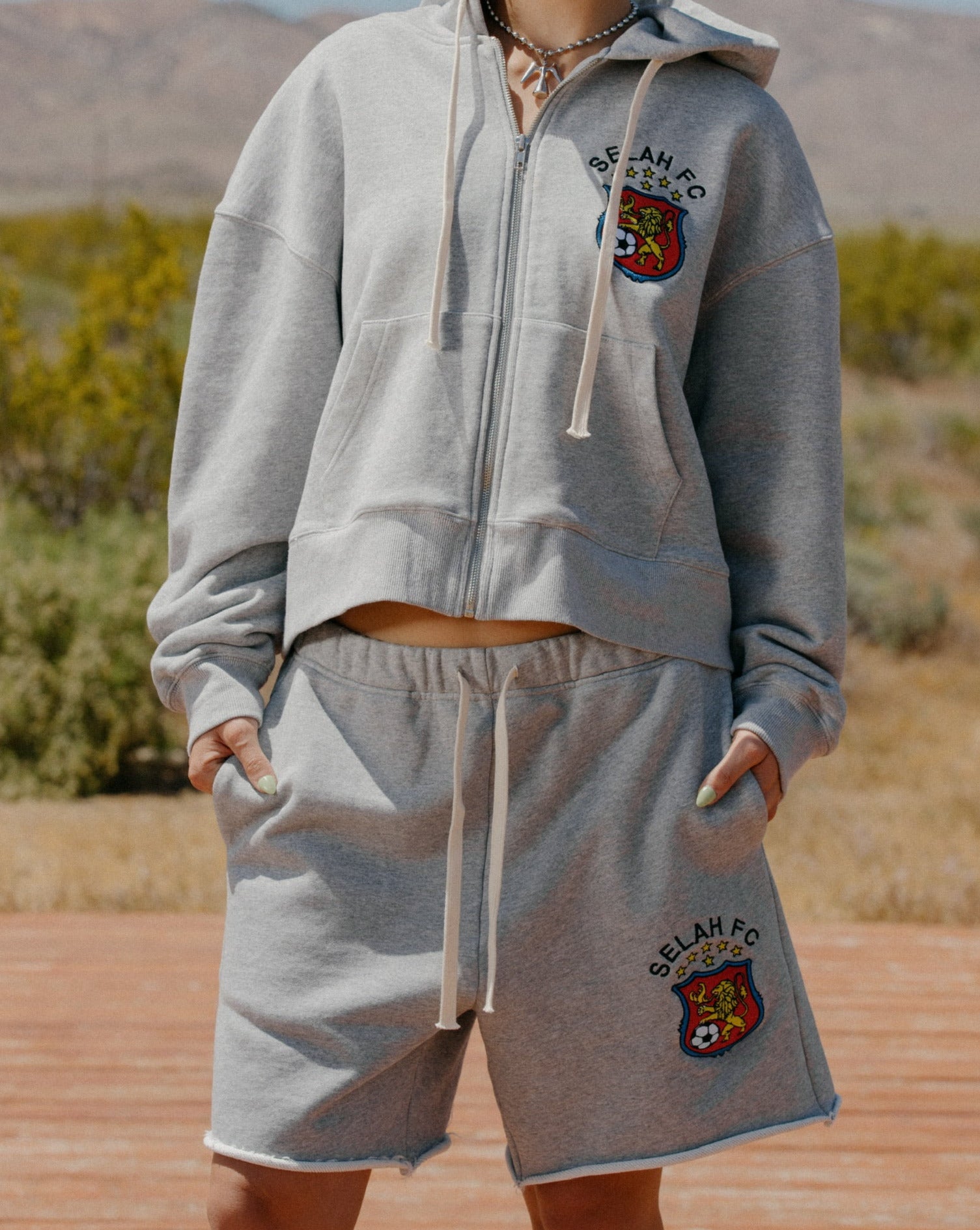 "SELAH FC" CROPPED ZIP-UP HOODIE